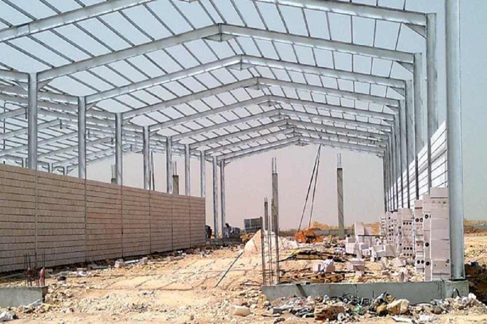 تصنيع هناجر مصنوعة من مواد عالية الجودة في عسير